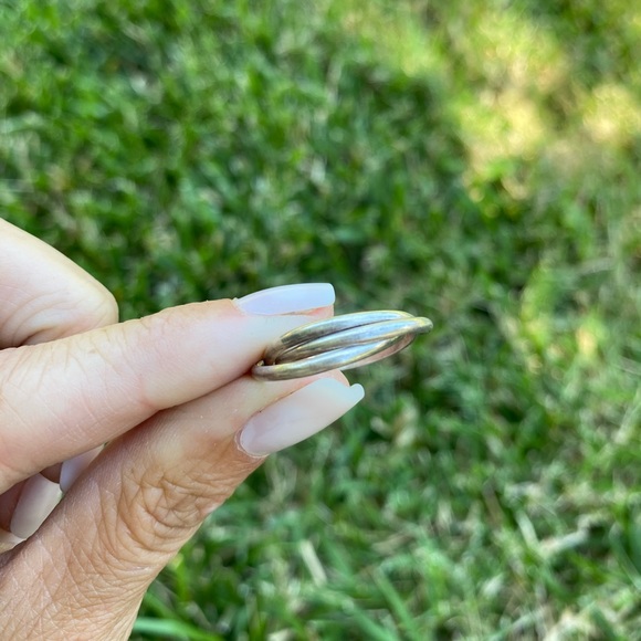 Intertwined Triple Band Silver Ring - Picture 2 of 8